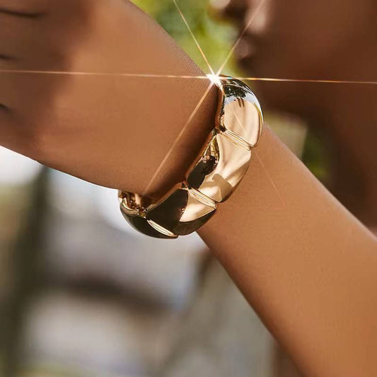 Bangle B-3001